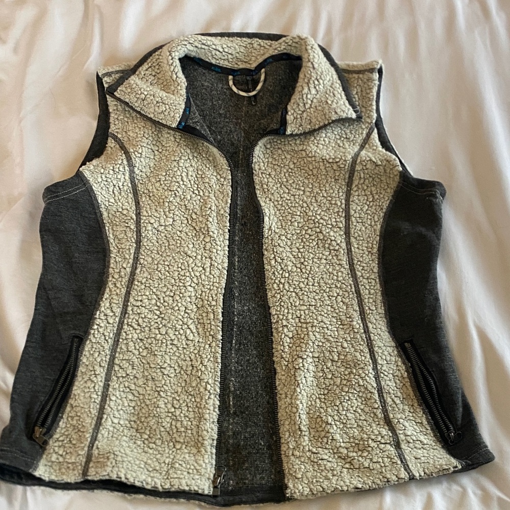 Kuhl Women's Fleece Vest - Cream and Gray